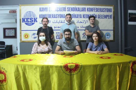 EĞİTİM EMEKÇİLERİNİ BÖLEREK AYRIŞTIRAN ÖĞRETMEN MESLEK KANUNU VE YÖNETMELİĞİ İPTAL EDİLMELİ!